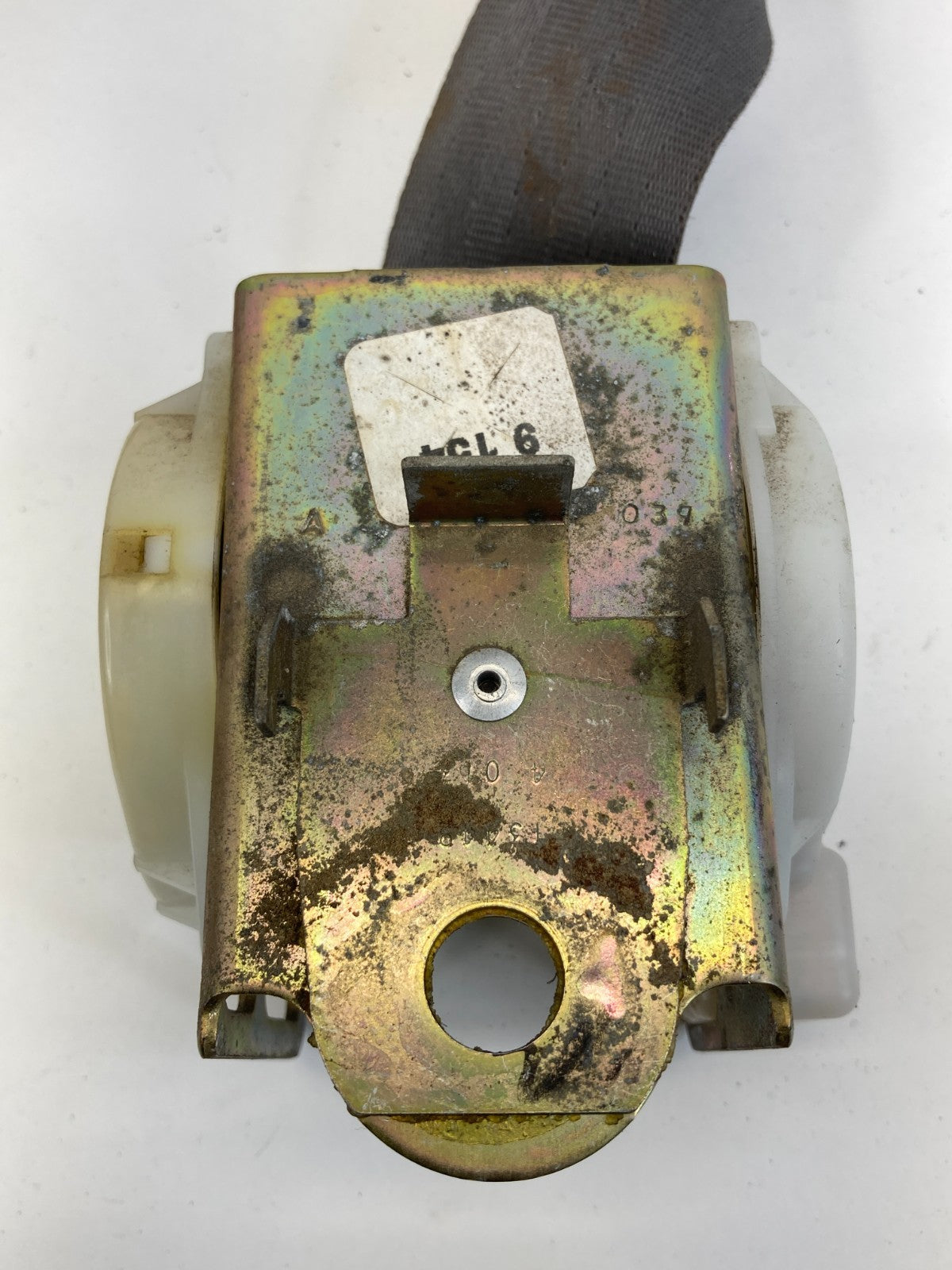 2000 2001 2002 Chevrolet Camaro Front Right Passenger Seat Belt Retractor OEM