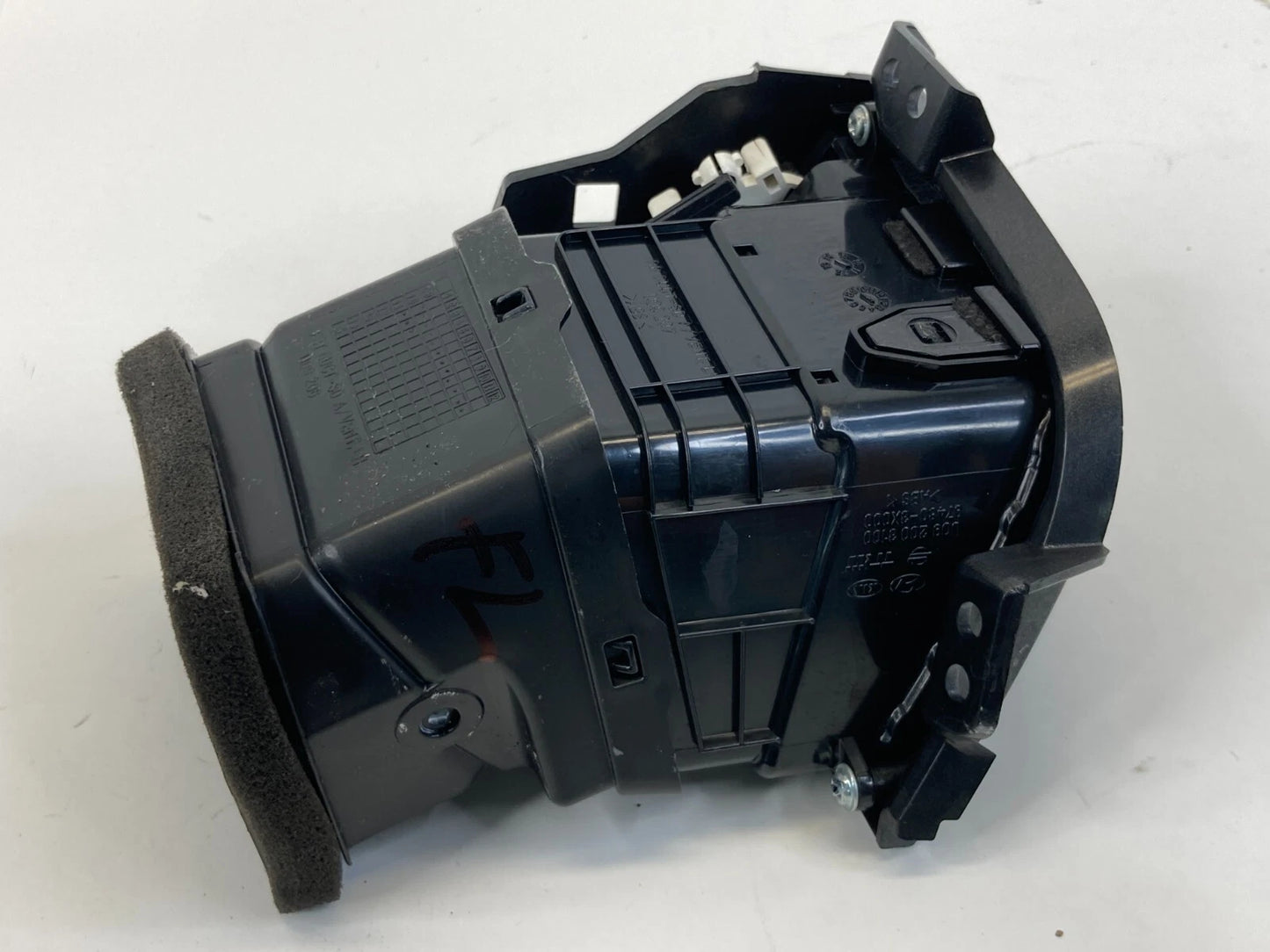 2011-2013 HYUNDAI ELANTRA FRONT LEFT DRIVER SIDE DASH AC AIR VENT OEM 974803X000