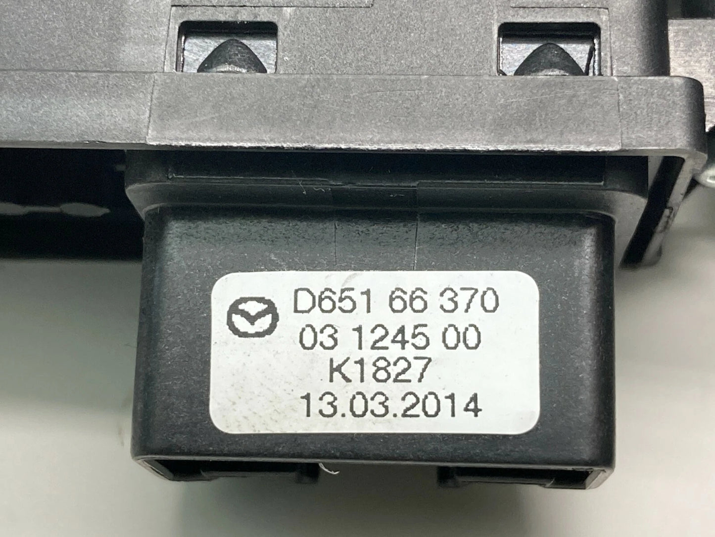 2011-2014 MAZDA 2 REAR LEFT BACK SIDE DOOR POWER WINDOW SWITCH RR LH D65166370