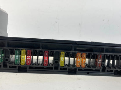 2006 2007 BMW 525I 3.0L AT FRONT POWER DISTRIBUTION FUSE RELAY BOX 257-13290 OEM