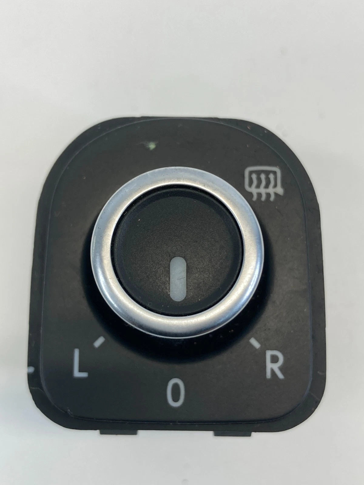 09-12 VOLKSWAGEN CC FRONT LEFT DOOR POWER MIRROR CONTROL SWITCH 5K1-959-565 OEM