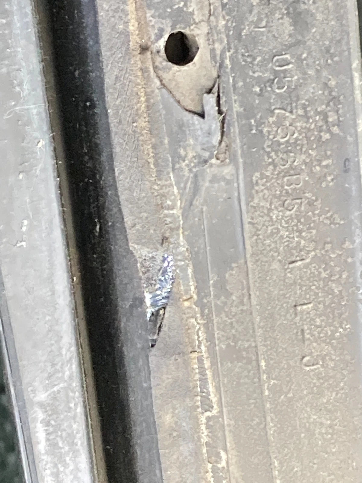 2002-2005 Ford Explorer Rear Left Back Door Quarter Vent Window Glass OEM