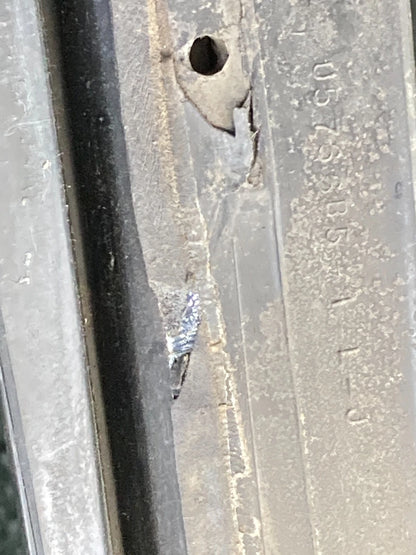 2002-2005 Ford Explorer Rear Left Back Door Quarter Vent Window Glass OEM