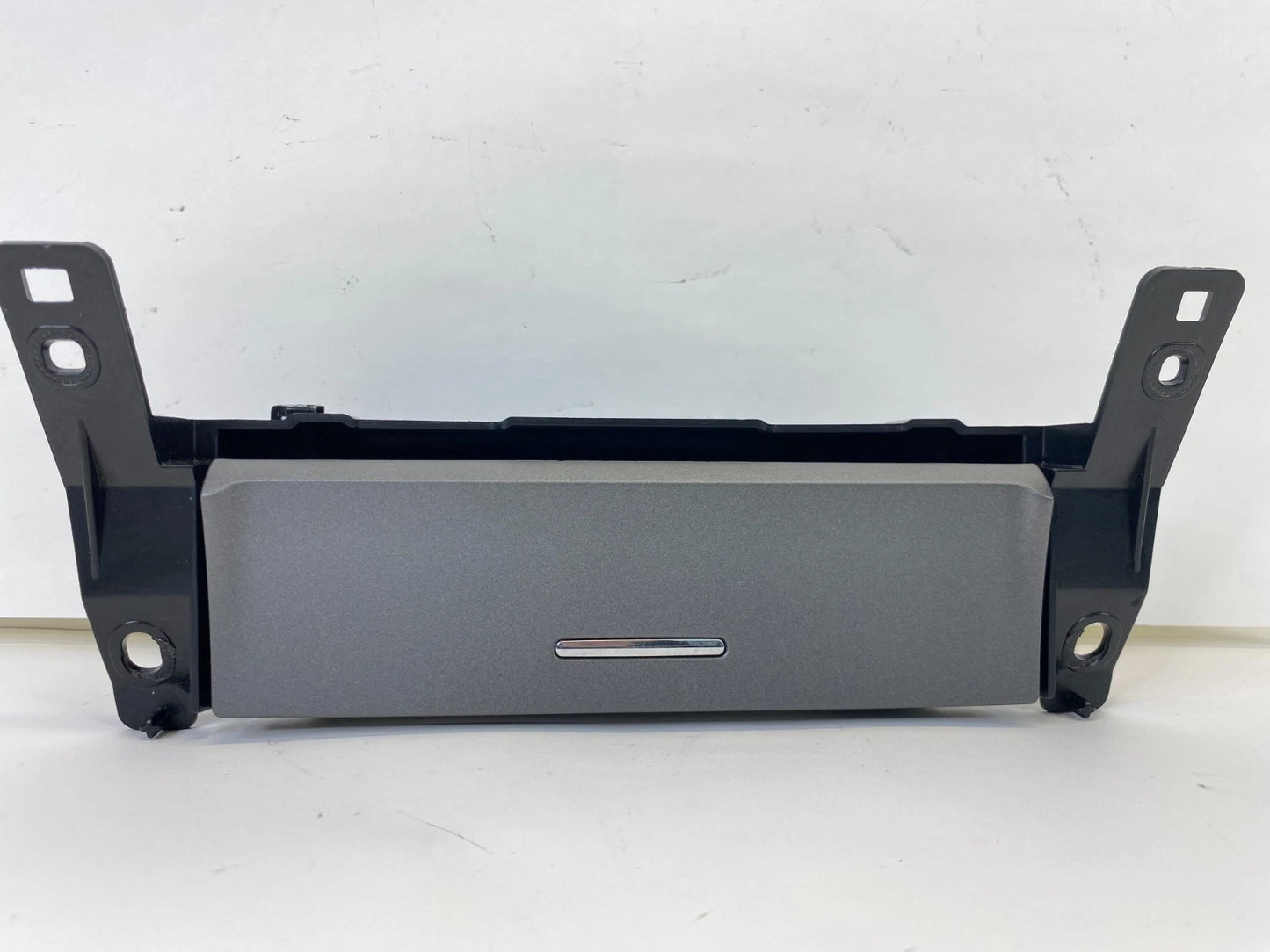 2013-2019 FORD TAURUS FRONT CONSOLE DASH STORAGE BIN ASHTRAY DG13-54045P26 OEM