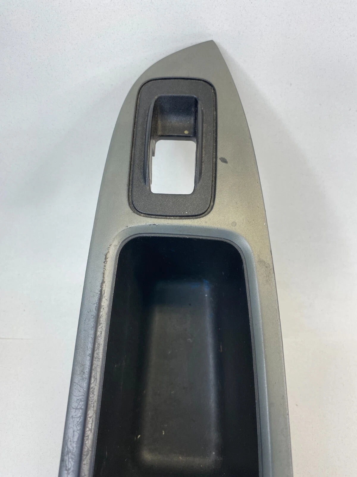 2003-2005 HONDA PILOT FRONT RIGHT PASSENGER DOOR WINDOW SWITCH COVER BEZEL TRIM