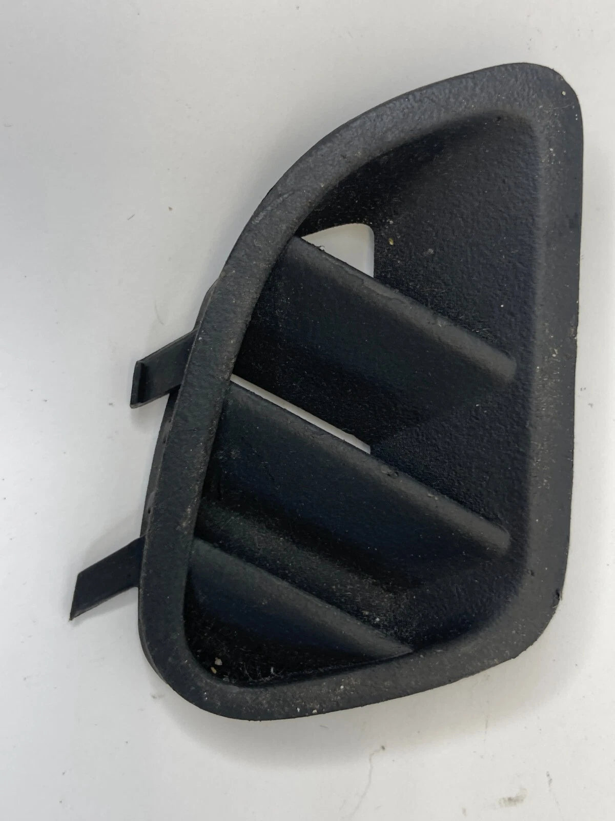 2011-2016 CHEVY CRUZE FRONT RIGHT PASSENGER AC AIR VENT DEFOGGER OUTLET GRILL