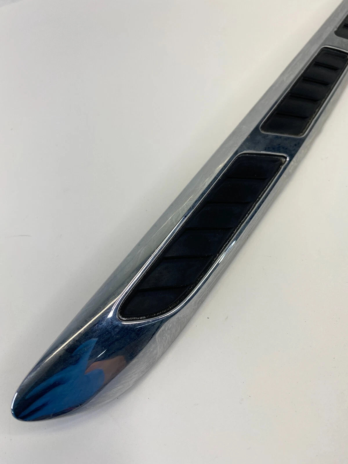 08-12 BUICK ENCLAVE FRONT RIGHT SIDE HOOD EXTERIOR MOLDING CHROME 25867284 OEM