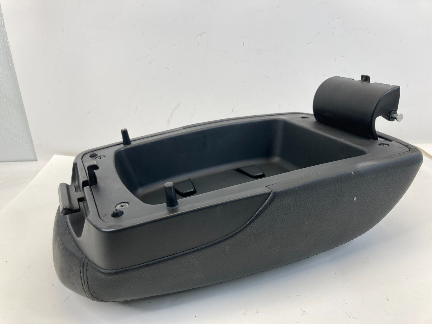 2013 2014 2015 2016 Hyundai Santa Fe Center Console Armrest Lid Cover OEM