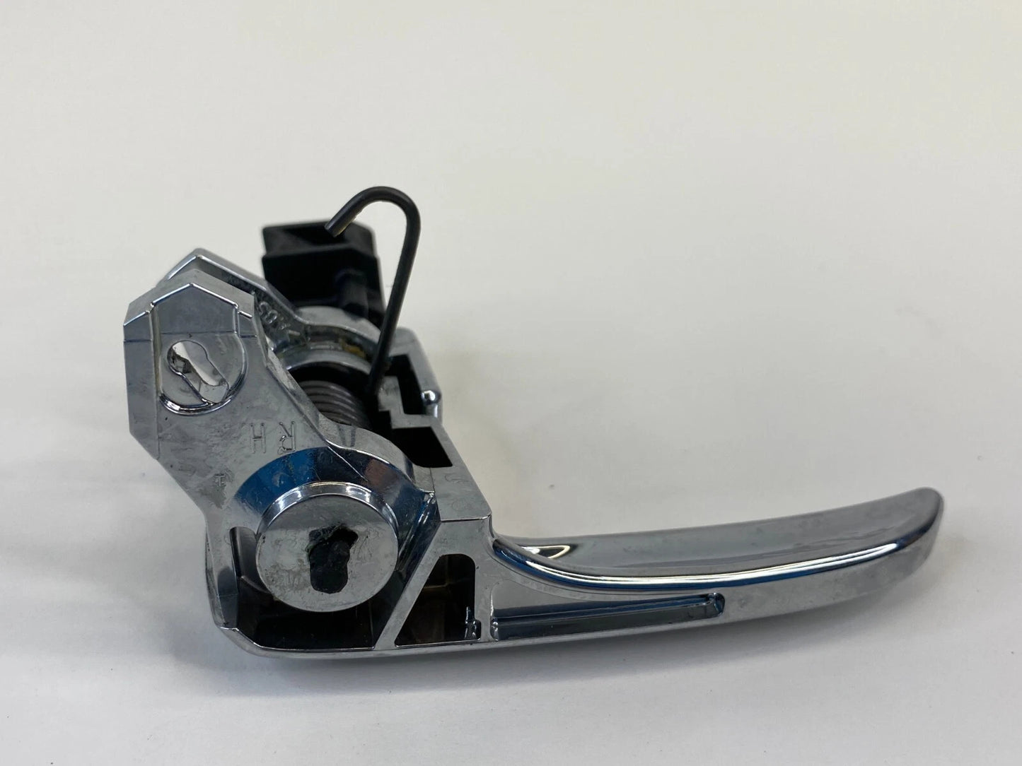 2003-2008 MAZDA 6 MAZDA6 SEDAN FRONT RIGHT PASSENGER INTERIOR INNER DOOR HANDLE