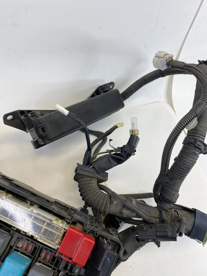 2004-2009 Toyota Prius 1.5L AT Engine Compartment Fuse Relay Box w Small Fuse