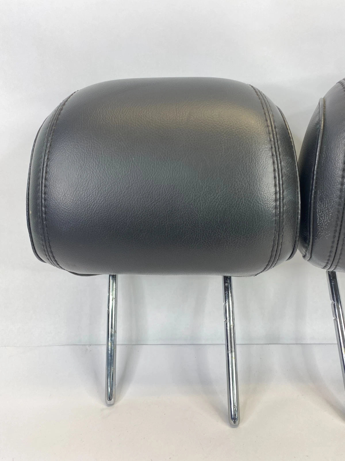 2011-2015 FORD EXPLORER FRONT LEFT & RIGHT SEAT HEADREST HEAD REST SET OEM