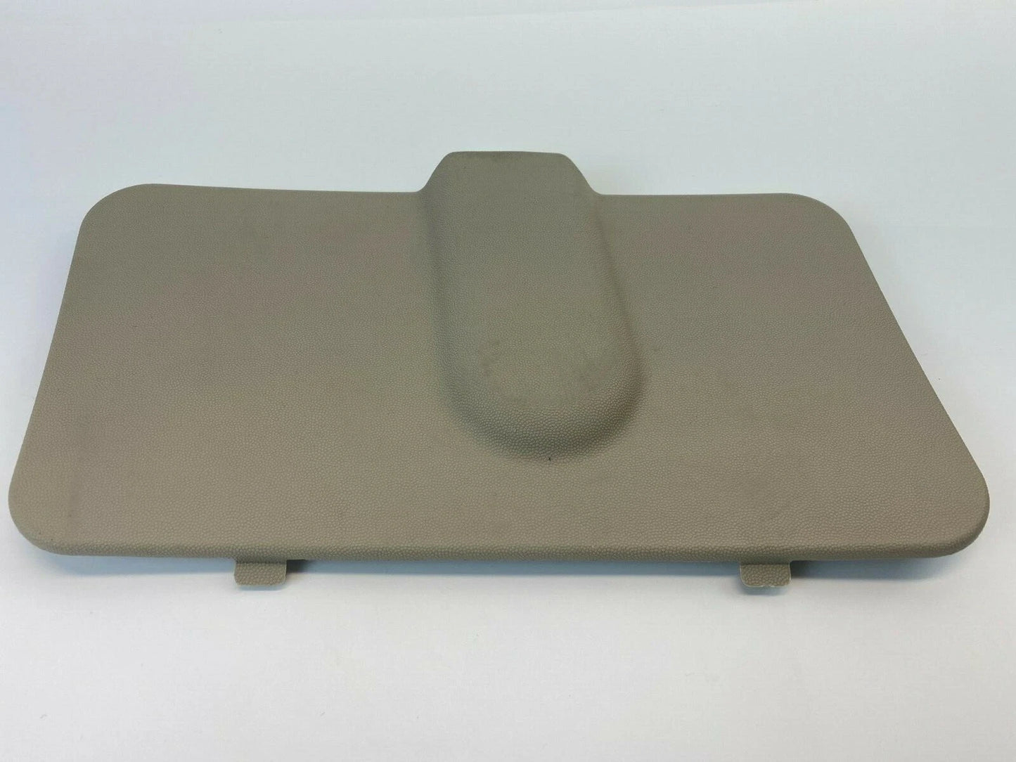 2002-2007 SATURN VUE REAR TRUNK DOOR JACK COVER PANEL TRIM BEZEL 22628016 OEM