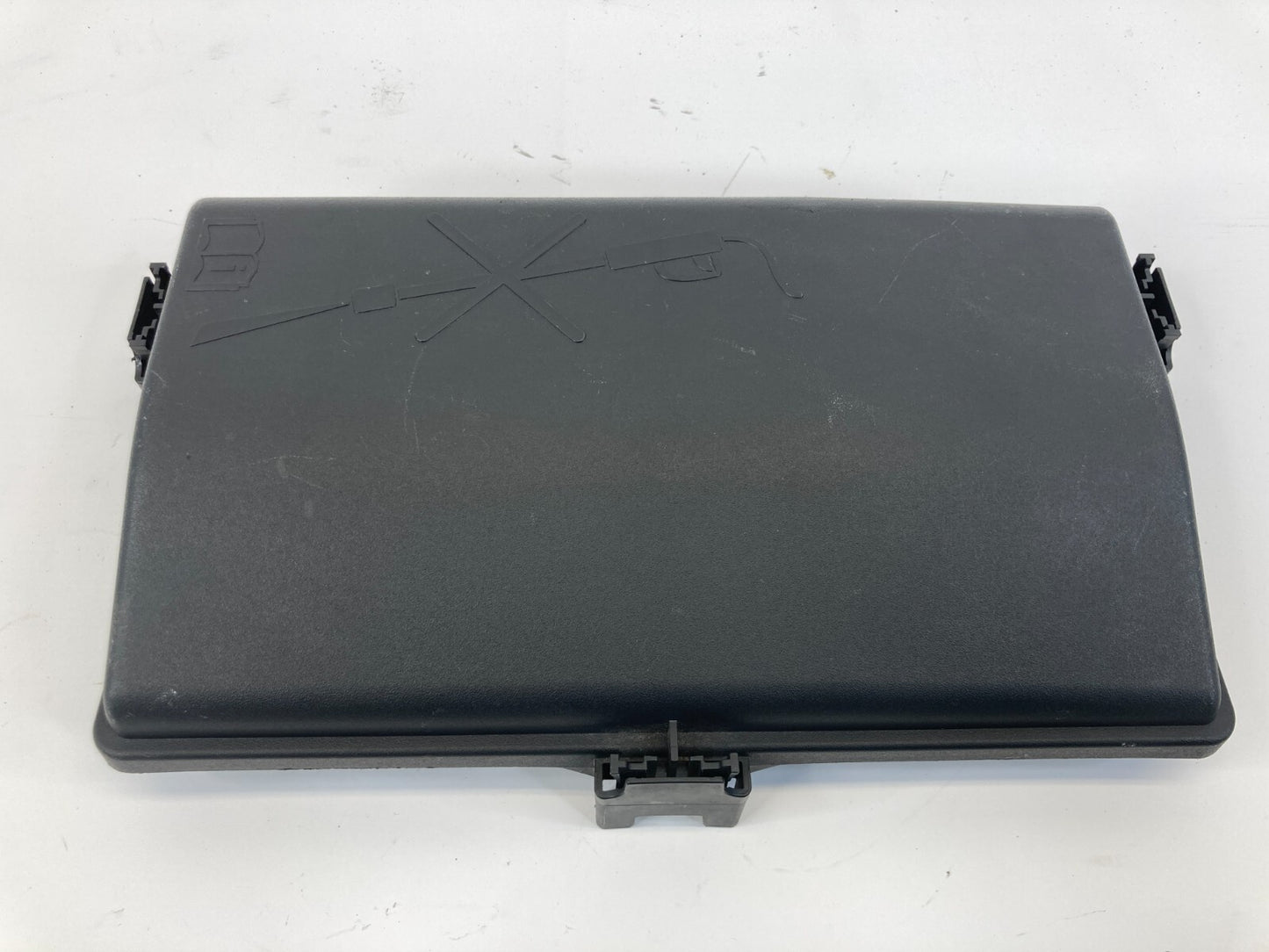 2011-2014 Chevrolet Cruze 1.4L Engine Fuse Box Relay Cover Cap 812461952 OEM