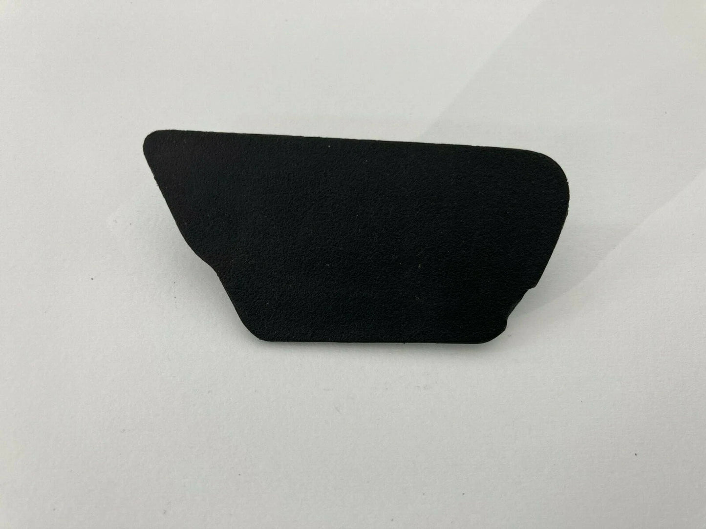 2010 SATURN OUTLOOK INTERIOR RIGHT HANDLE TRIM COVER BEZEL CAP 1229846 2001159