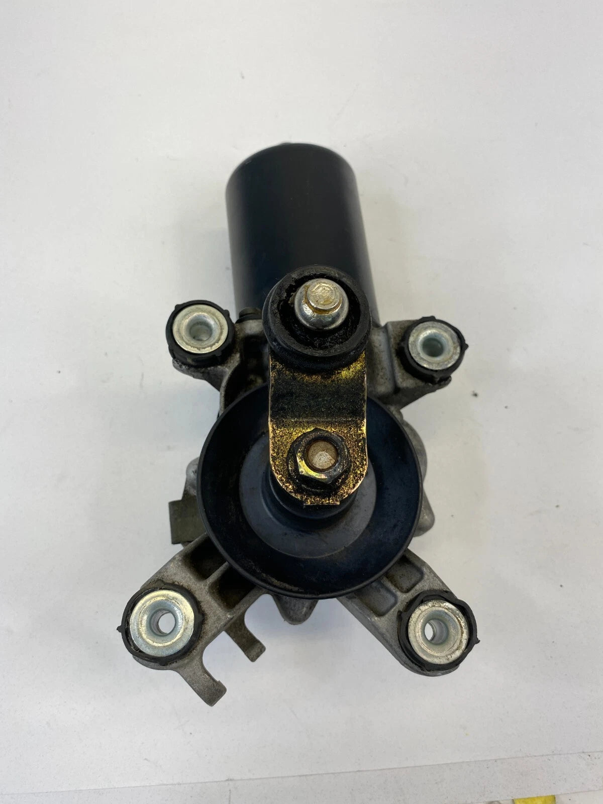 2001-2003 INFINITI QX4 FRONT WINDSHIELD WIPER MOTOR OEM