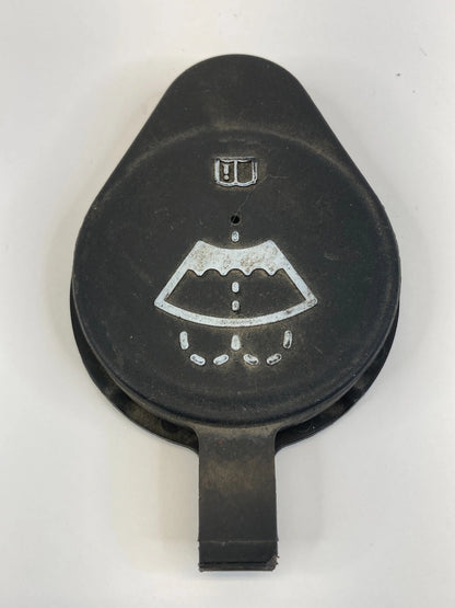 2002-2006 AVALANCHE 1500 2500 WINDSHIELD WASHER RESERVOIR CAP OEM