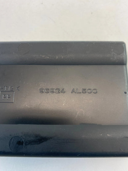 2003-2008 INFINITI G35 SEDAN FRONT CENTER CONSOLE POCKET STORAGE COIN TRAY OEM