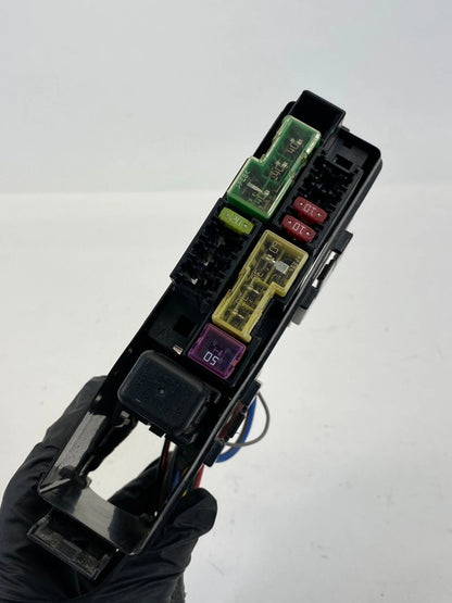 2007-2012 NISSAN VERSA ENGINE FUSE RELAY BOX UNDERHOOD JUNCTION BLOCK OEM