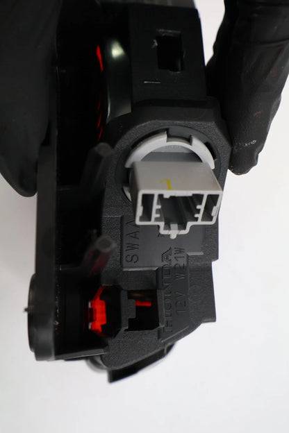 2007-2011 HONDA CR-V CRV REAR 3RD THIRD BRAKE LIGHT HIGH MOUNTED STOP LAMP OEM