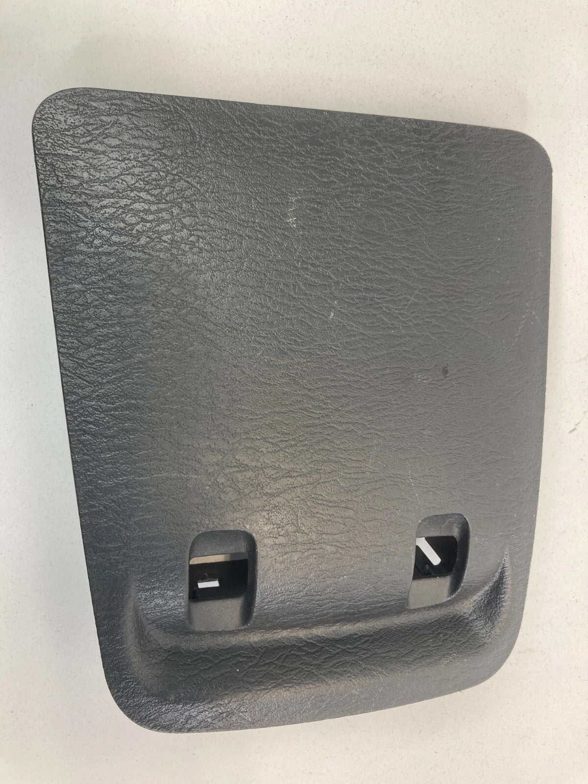 02-04 JEEP LIBERTY CENTER CONSOLE REAR WINDOW SWITCH PANEL COVER P5GP28XDVAE