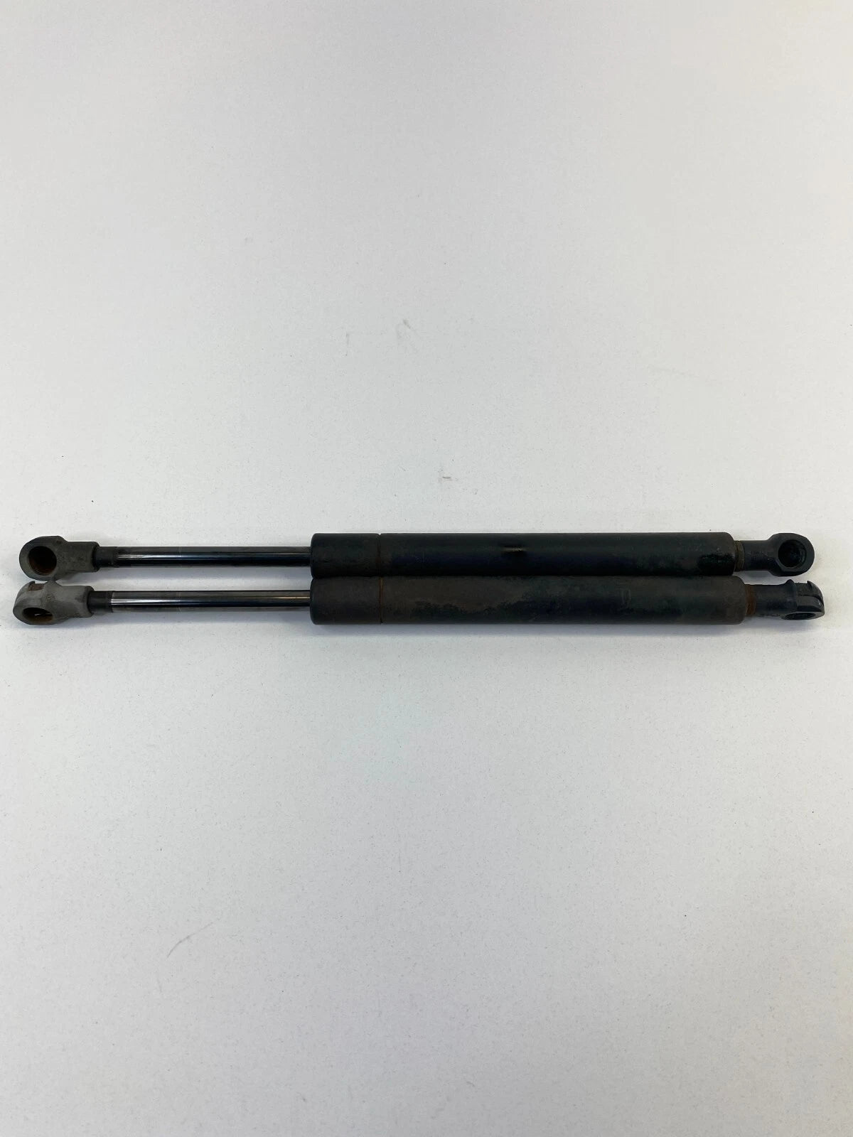 2003 INFINITI G35 BASE SEDAN REAR TRUNK LID SHOCK STRUT SUPPORT PAIR OEM