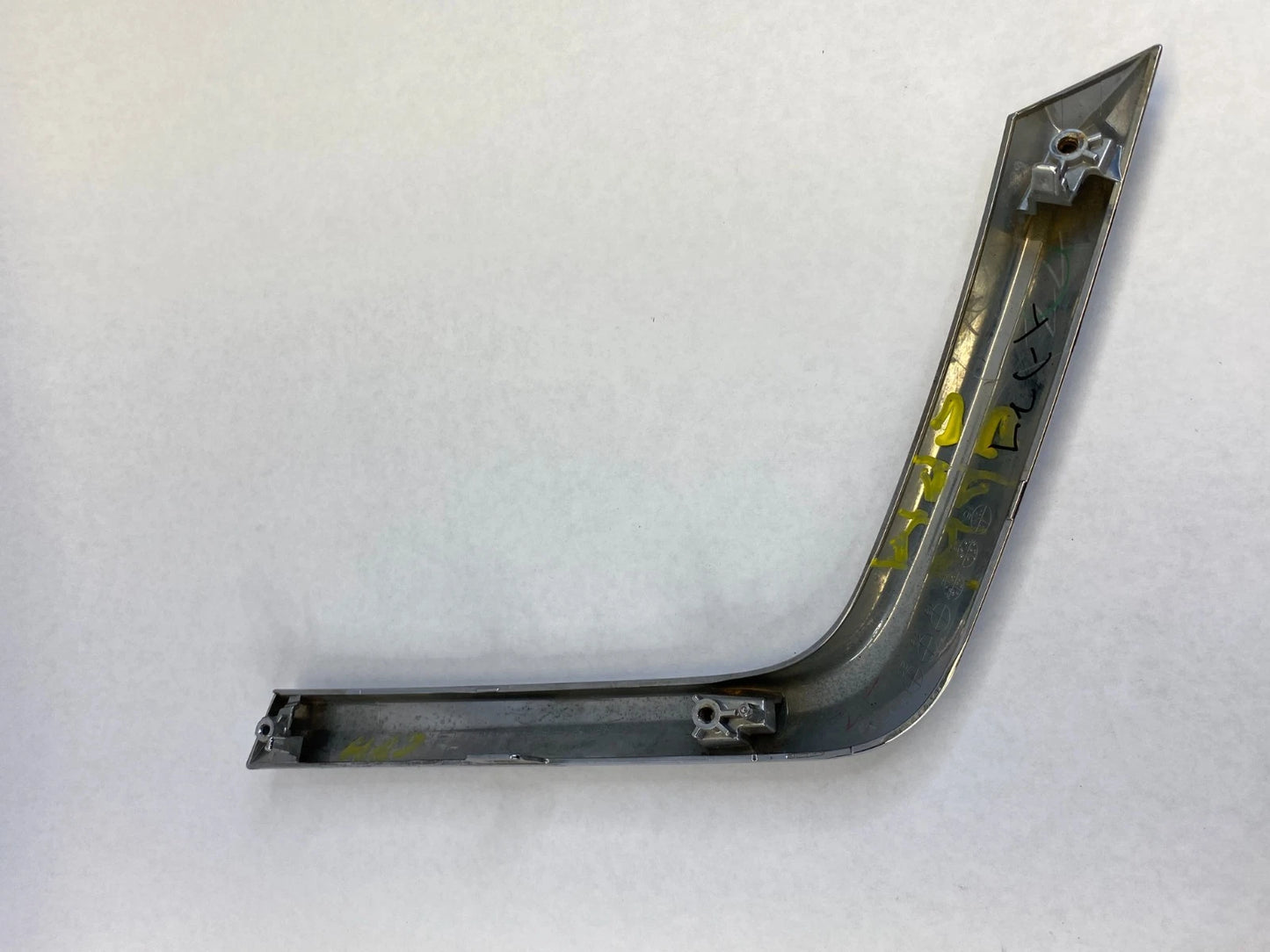 2016-2019 MITSUBISHI OUTLANDER SPORT FRONT LEFT LOWER BUMPER MOLDING GARNISH OEM