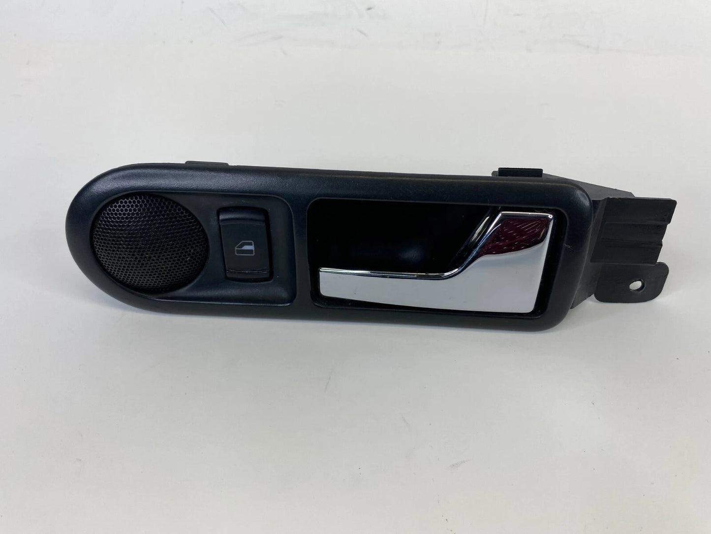 1999-2005 VW JETTA REAR RIGHT PASSENGER INNER DOOR HANDLE TWEETER SPEAKER OEM