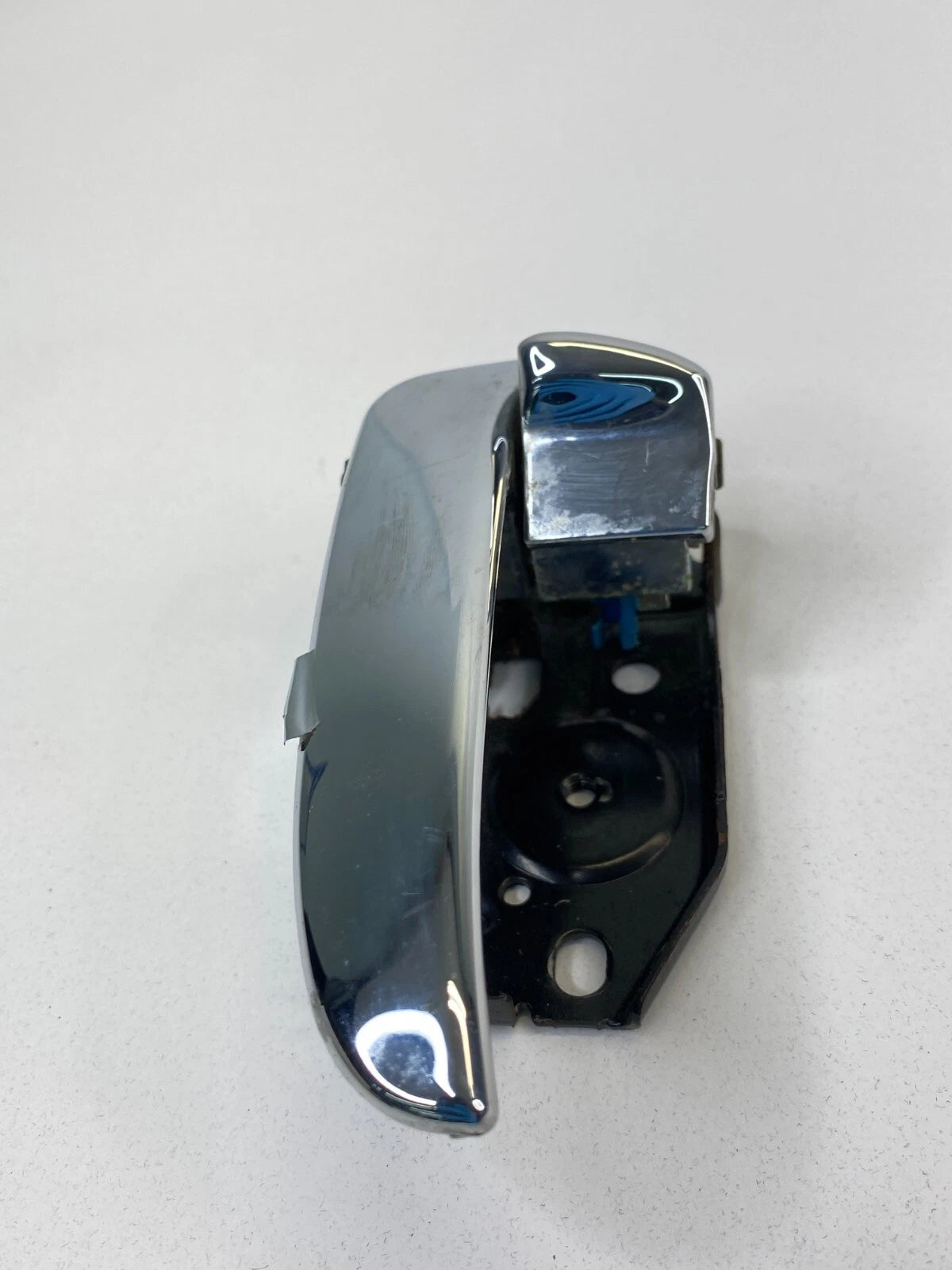 2002-2005 HYUNDAI SONATA REAR LEFT DRIVER SIDE INNER DOOR HANDLE ASSEMBLY OEM