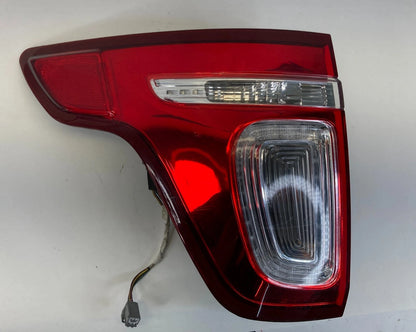 11-15 FORD EXPLORER 13-15 INTERCEPTOR UTILITY LEFT DRIVER TAIL LIGHT TAILLIGHT
