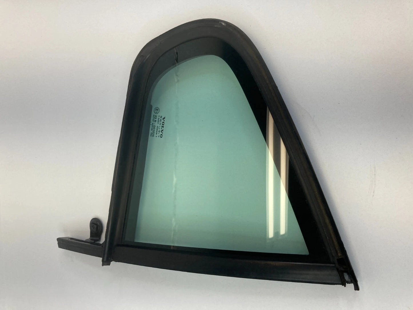 01-09 VOLVO S60 SEDAN REAR RIGHT DOOR QUARTER FIXED VENT WINDOW GLASS 8643030