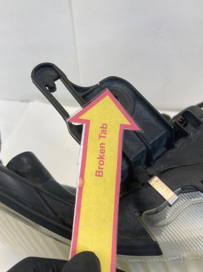 2005-2007 MERCURY MARINER FRONT RIGHT SIDE HEADLIGHT HEADLAMP 5E64-13005-A