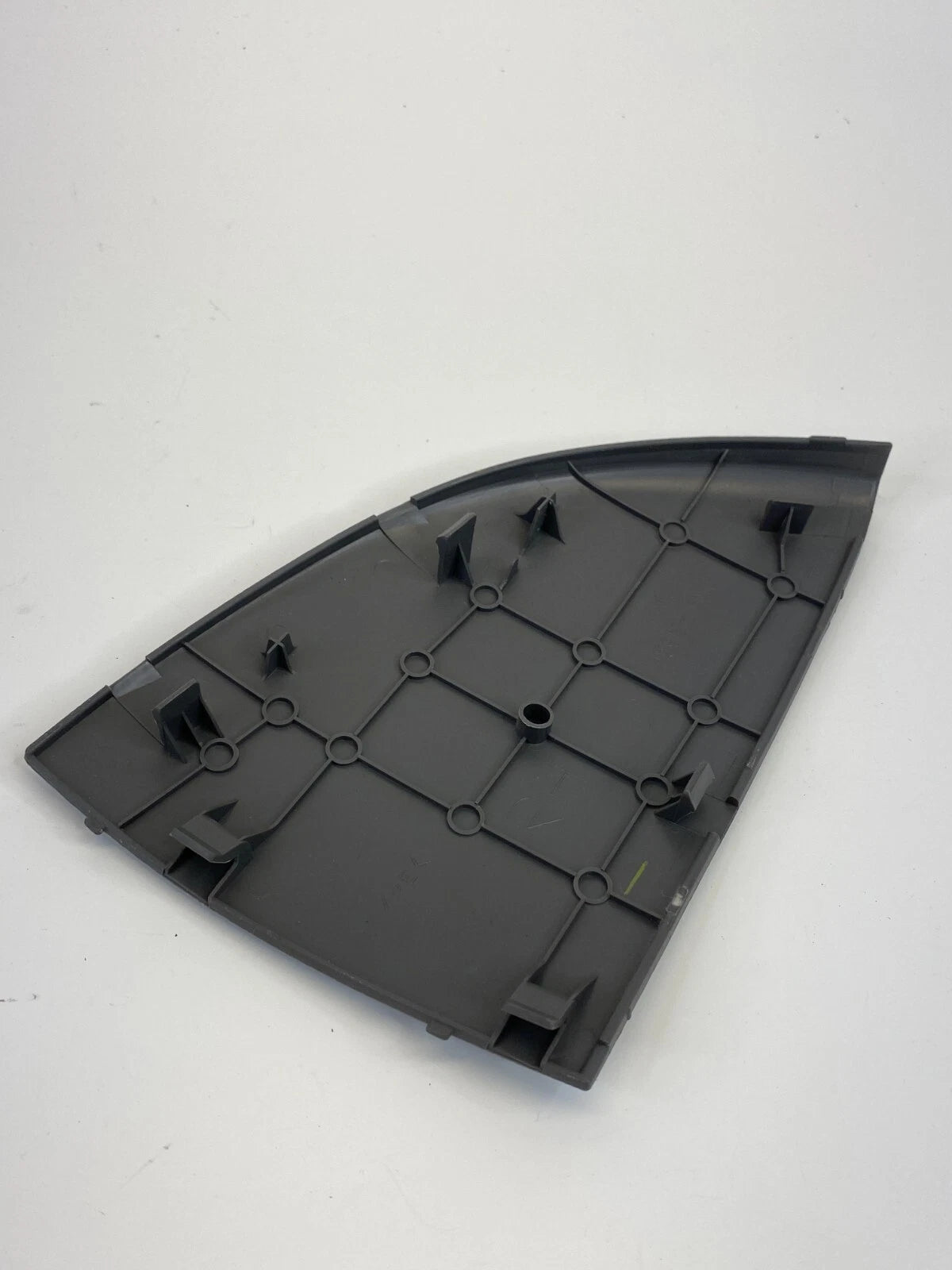2004-2010 TOYOTA SIENNA RIGHT SIDE DASH END CAP COVER TRIM 55317-AE010 OEM