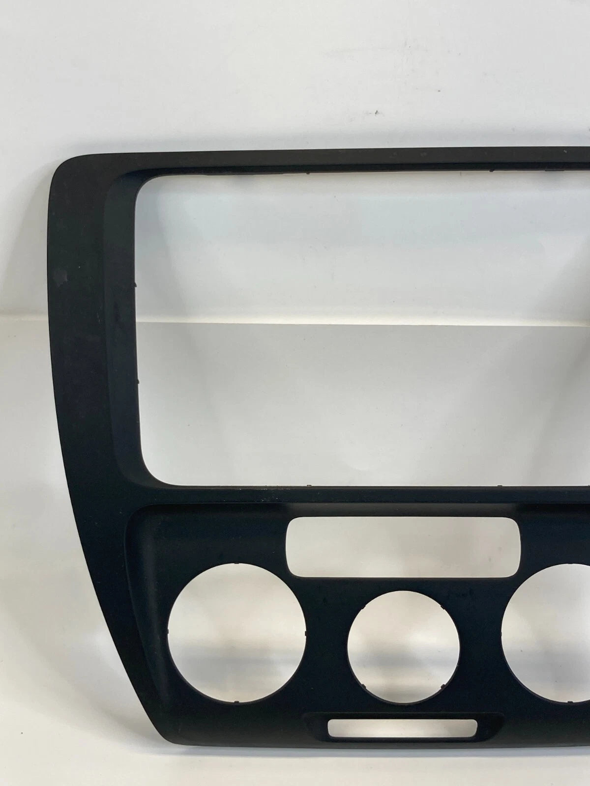 2011-2014 VOLKSWAGEN JETTA DASH RADIO CLIMATE CONTROL TRIM BEZEL 5C6-858-069 OEM
