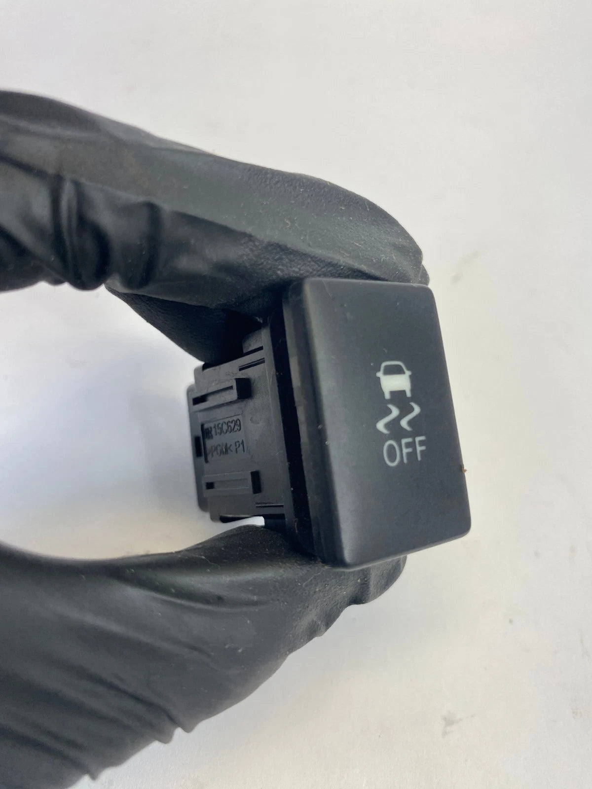 2009-2013 TOYOTA COROLLA DASHBOARD TRACTION CONTROL OFF BUTTON SWITCH OEM 15C629