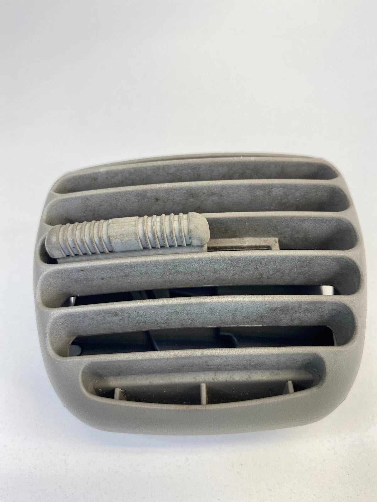 2001-2005 DODGE NEON FRONT DASH SIDE A/C HEATER AIR VENT GRILLE OUTLET GRILLE