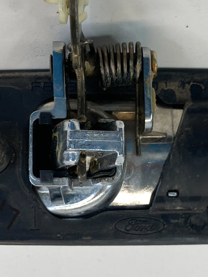 1998-2002 LINCOLN TOWN CAR FRONT LEFT SIDE EXTERIOR DOOR HANDLE 938-3000-ASM OEM