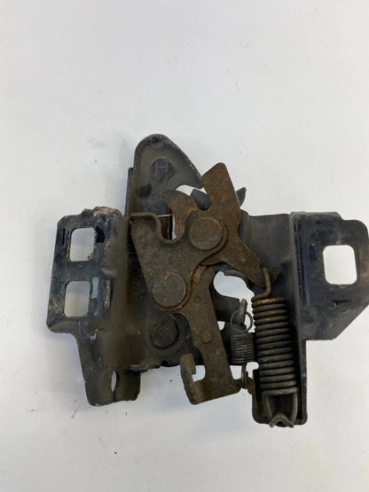 2000-2006 GMC YUKON SUV 4-DR HOOD LOCK LATCH RELEASE ACTUATOR ASSEMBLY 15756432