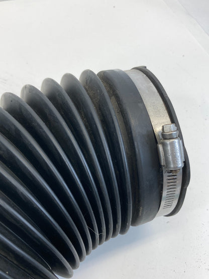 2011-2016 Town & Country 3.6L V6 Engine Air intake Cleaner Hose Duct Tube Assy