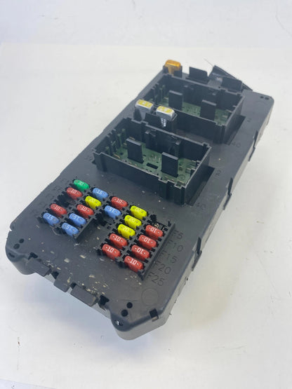 05 06 JEEP GRAND CHEROKEE INTERIOR CABIN FUSE BOX RELAY JUNCTION BLOCK 56050066