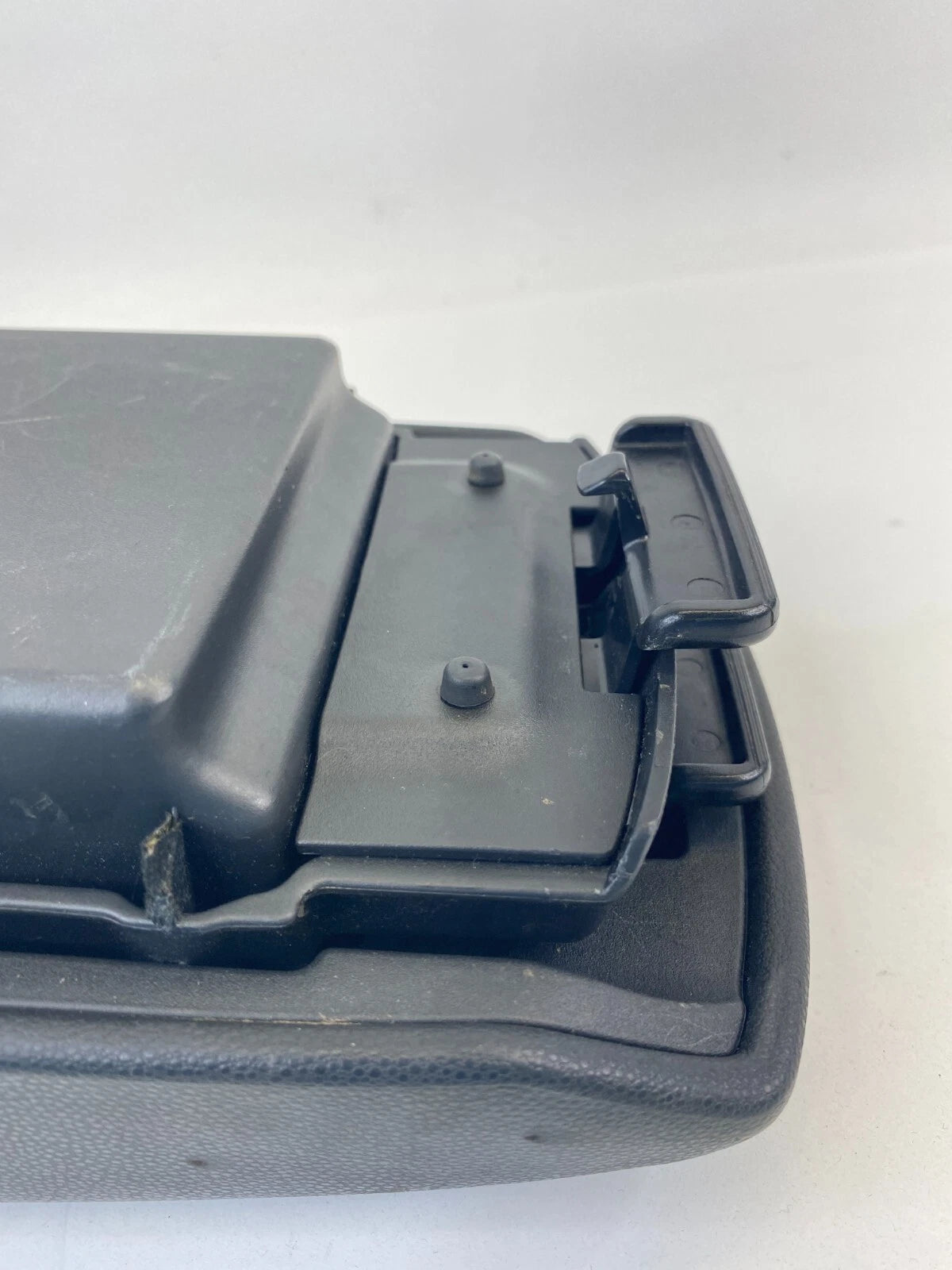 2007 2008 2009 MAZDA 3 MAZDA3 CENTER CONSOLE LID ARMREST ARM REST OEM
