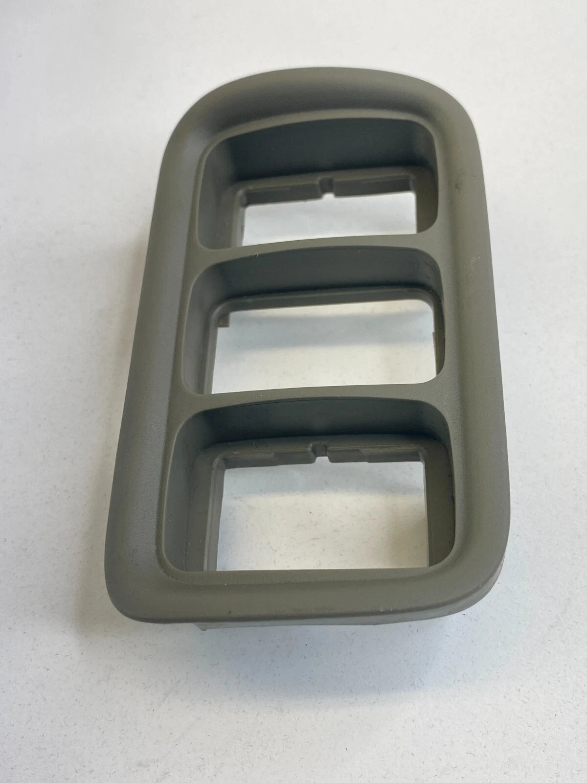2003-2008 HONDA PILOT SUNROOF SUN ROOF WINDOW SWITCH BEZEL TRIM SURROUND COVER