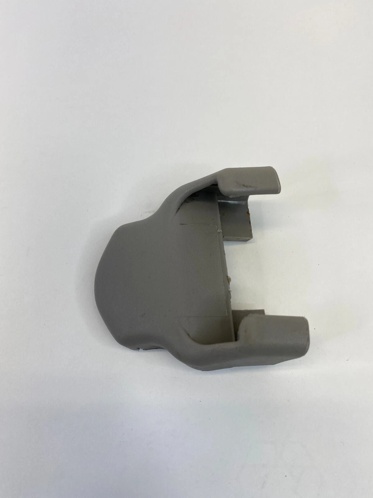 1998-2005 LEXUS GS300 FRONT LEFT DRIVER SIDE TRACK END CAP COVER 72137-30110 OEM