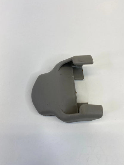 1998-2005 LEXUS GS300 FRONT LEFT DRIVER SIDE TRACK END CAP COVER 72137-30110 OEM