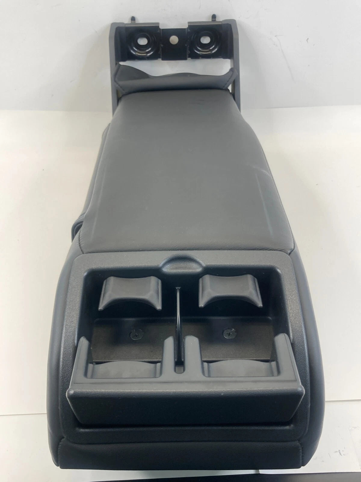 2007 2008 INFINITI G35 SEDAN REAR SEAT CENTER ARMREST WITH CUP HOLDER UNIT OEM