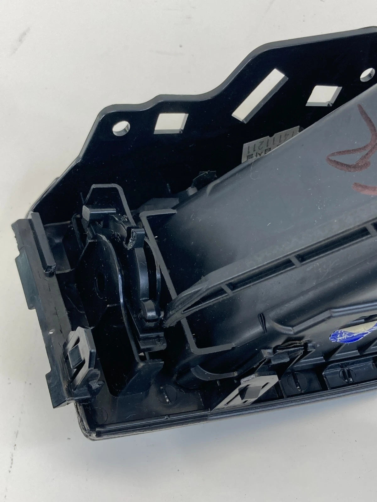 2011-2015 HYUNDAI SONATA FRONT RH PASSENGER OUTER DASH AC AIR VENT OEM 3S9749000