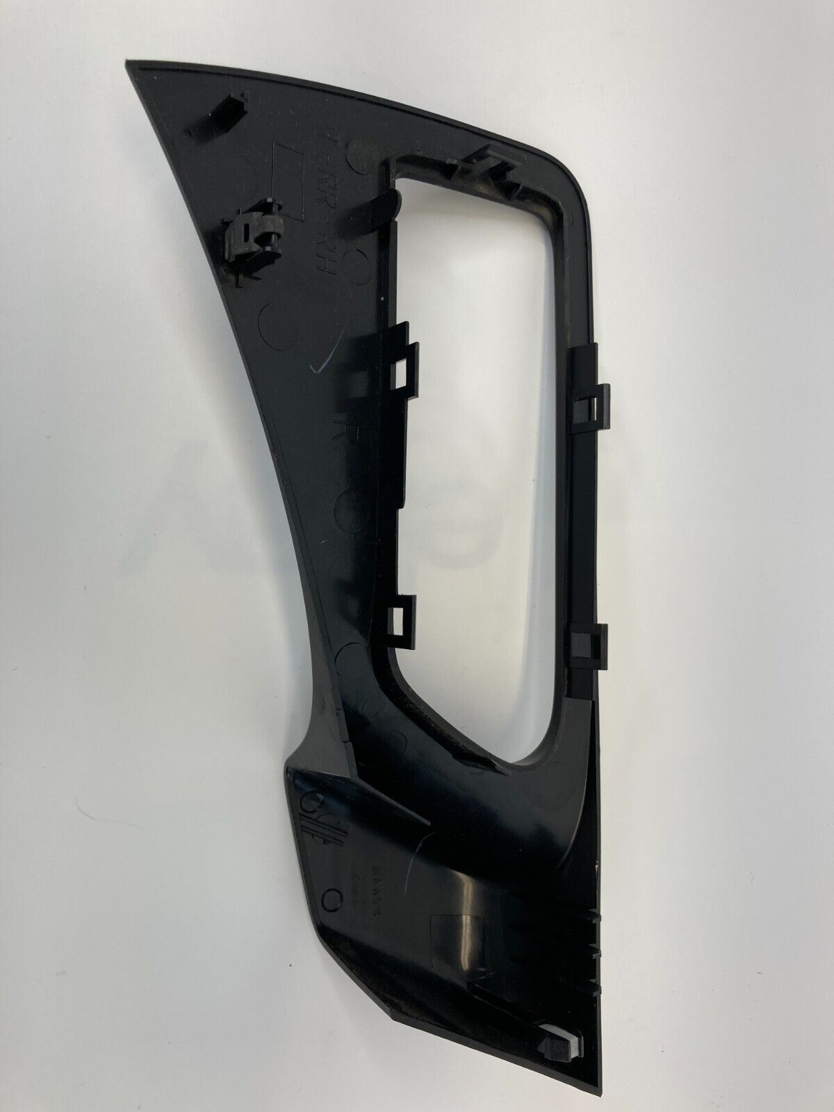 2003-2005 Nissan Murano Rear Right Side Interior Door Handle Bezel Trim Bezel