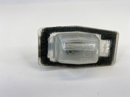 00-06 Mazda MPV 01-06 Tribute Rear Tailgate License Plate Light Lamp E110384 OEM