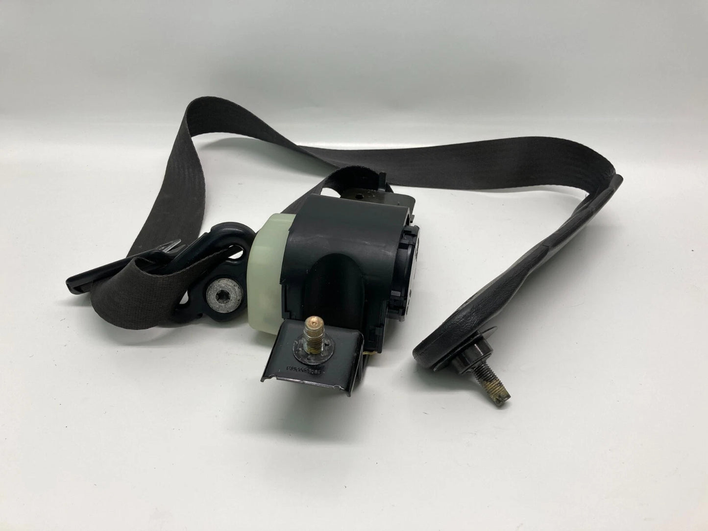 00-02 FORD ESCORT ZX2 COUPE FRONT RIGHT PASSENGER SIDE SEAT BELT RETRACTOR OEM