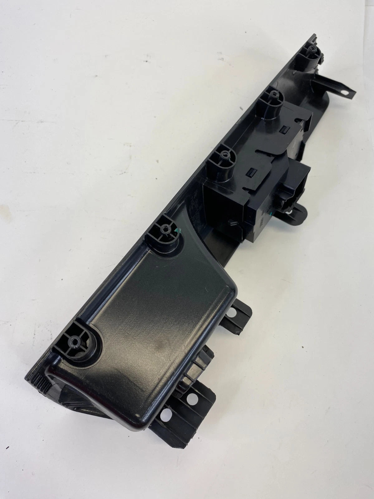 2011-2016 CHEVROLET CRUZE FRONT RIGHT WINDOW BUTTON SWITCH W BEZEL 877569434 OEM