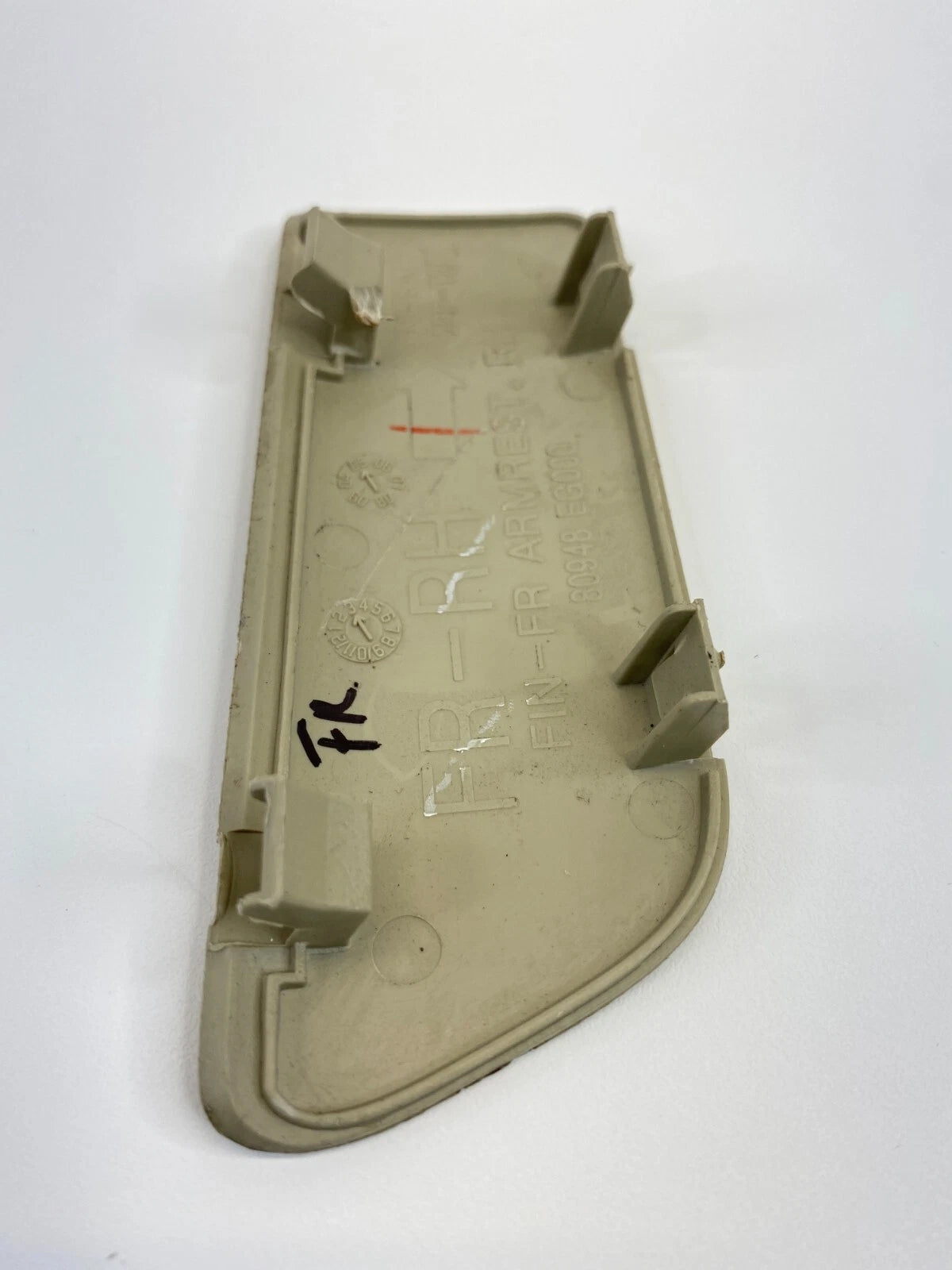 06-10 INFINITI M35 FRONT RIGHT DOOR ARMREST FINISH PANEL TRIM COVER 80948-EG000